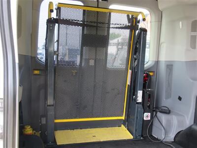 2018 Ford Transit 150 Wheelchair Van  Medium Roof 130 WB - Photo 15 - La Puente, CA 91744