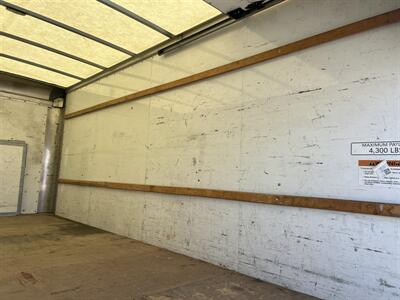 2022 Ford E350 Box Truck  16 Ft - Photo 14 - La Puente, CA 91744