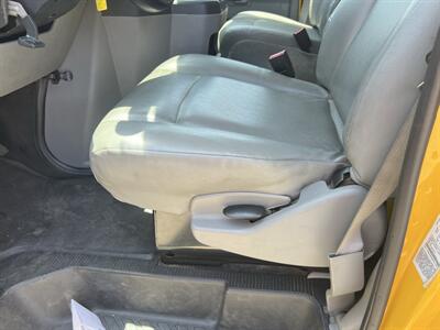 2022 Ford E350 Box Truck  16 Ft - Photo 8 - La Puente, CA 91744