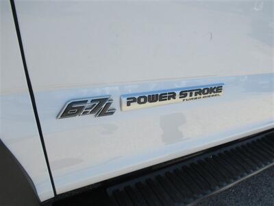 2019 Ford F-550 Super Duty Chassis XL Crew Cab 179 4WD   - Photo 37 - La Puente, CA 91744