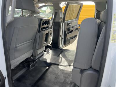 2019 Chevrolet Silverado 3500HD Contractor Body  10 Ft - Photo 11 - La Puente, CA 91744