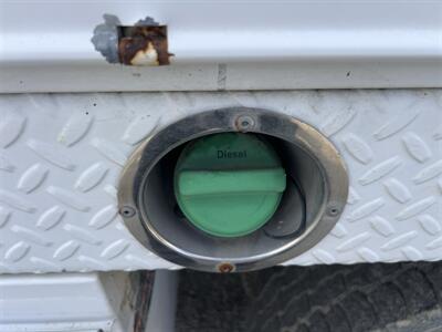 2019 Chevrolet Silverado 3500HD Contractor Body  10 Ft - Photo 24 - La Puente, CA 91744