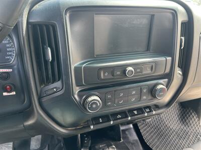 2019 Chevrolet Silverado 3500HD Contractor Body  10 Ft - Photo 17 - La Puente, CA 91744