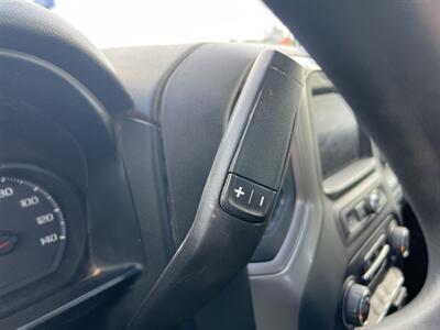 2023 Chevrolet Silverado 3500 Utility Truck   - Photo 13 - La Puente, CA 91744