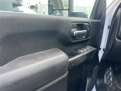 2023 Chevrolet Silverado 3500 Utility Truck   - Photo 8 - La Puente, CA 91744