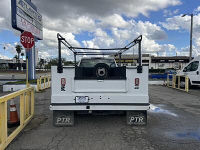 2023 Chevrolet Silverado 3500 Utility Truck   - Photo 3 - La Puente, CA 91744