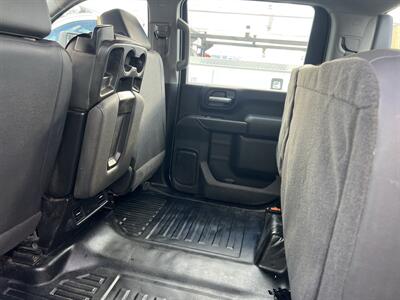 2023 Chevrolet Silverado 3500 Utility Truck   - Photo 18 - La Puente, CA 91744