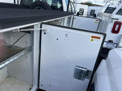 2023 Chevrolet Silverado 3500 Utility Truck   - Photo 22 - La Puente, CA 91744