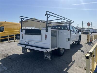 2023 Chevrolet Silverado 3500 Crew Cab Diesel 4X4 Utility Truck   - Photo 9 - La Puente, CA 91744