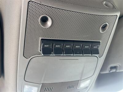 2020 Ford F-550 Super Duty XL 4WD Crew Cab 179 WB DRW  Contractor 12 FT - Photo 32 - La Puente, CA 91744