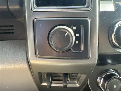 2020 Ford F-550 Super Duty XL 4WD Crew Cab 179 WB DRW  Contractor 12 FT - Photo 25 - La Puente, CA 91744