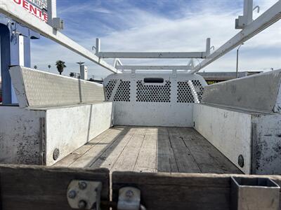 2020 Ford F-550 Super Duty XL 4WD Crew Cab 179 WB DRW  Contractor 12 FT - Photo 11 - La Puente, CA 91744