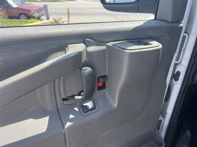 2017 Chevrolet Express 3500 Reefer Cargo Van  Extended - Photo 8 - La Puente, CA 91744
