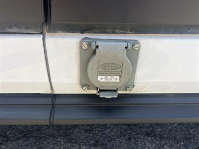 2022 Ford Transit 250 Reefer Cargo Van  High Roof 148 WB Extended Extended - Photo 14 - La Puente, CA 91744
