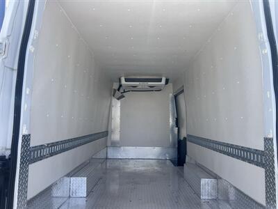 2022 Ford Transit 250 Reefer Cargo Van  High Roof 148 WB Extended Extended - Photo 16 - La Puente, CA 91744