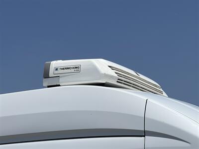 2022 Ford Transit 250 Reefer Cargo Van  High Roof 148 WB Extended Extended - Photo 21 - La Puente, CA 91744