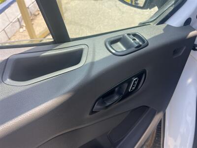 2022 Ford Transit 250 Reefer Cargo Van  High Roof 148 WB Extended Extended - Photo 9 - La Puente, CA 91744