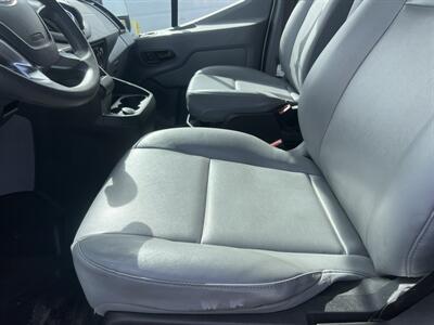 2019 Ford Transit 150  Low Roof 130 WB - Photo 14 - La Puente, CA 91744
