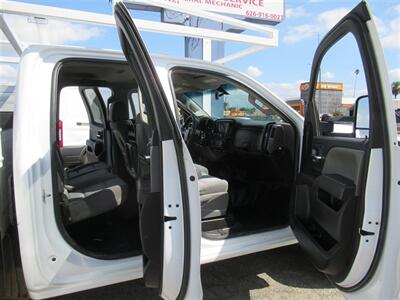 2015 Chevrolet Silverado 2500 Utility Truck   - Photo 11 - La Puente, CA 91744