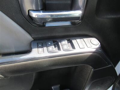 2015 Chevrolet Silverado 2500 Utility Truck   - Photo 15 - La Puente, CA 91744