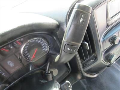 2015 Chevrolet Silverado 2500 Utility Truck   - Photo 18 - La Puente, CA 91744