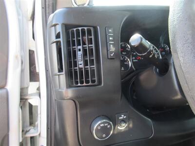2017 Chevrolet Express 2500 Cargo Van   - Photo 18 - La Puente, CA 91744