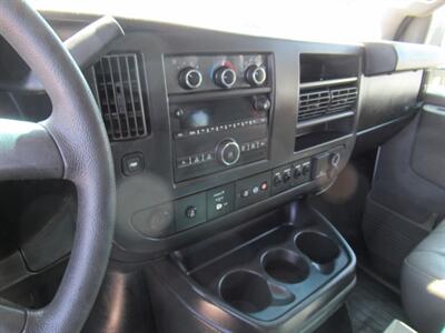 2017 Chevrolet Express 2500 Cargo Van   - Photo 20 - La Puente, CA 91744