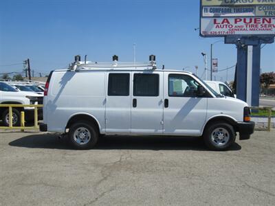 2017 Chevrolet Express 2500 Cargo Van   - Photo 2 - La Puente, CA 91744