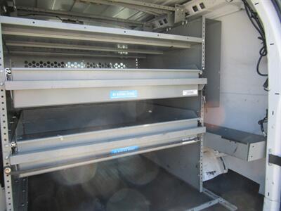 2017 Chevrolet Express 2500 Cargo Van   - Photo 11 - La Puente, CA 91744