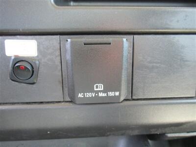 2019 GMC Savana 3500 Box Truck  16 Ft - Photo 25 - La Puente, CA 91744