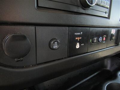 2019 GMC Savana 3500 Box Truck  16 Ft - Photo 21 - La Puente, CA 91744
