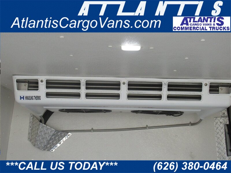 2019 Ford Transit Cargo Van photo 37