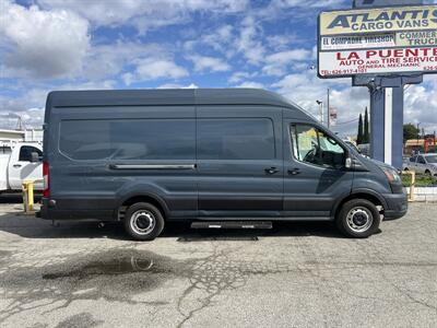 2020 Ford Transit 250  High Roof 148 " WB Extended - Photo 2 - La Puente, CA 91744