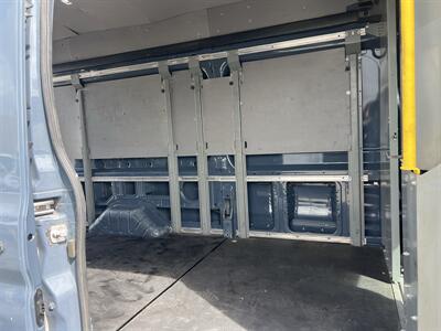 2020 Ford Transit 250  High Roof 148 " WB Extended - Photo 12 - La Puente, CA 91744