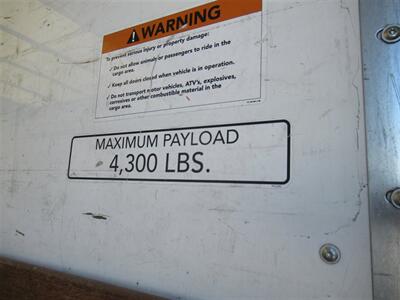 2021 GMC Savana 3500 Box Truck  16 Ft - Photo 14 - La Puente, CA 91744