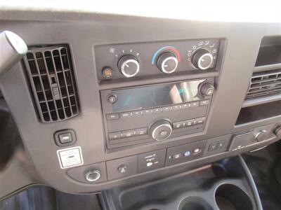 2021 GMC Savana 3500 Box Truck  16 Ft - Photo 27 - La Puente, CA 91744