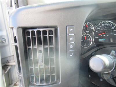 2021 GMC Savana 3500 Box Truck  16 Ft - Photo 24 - La Puente, CA 91744