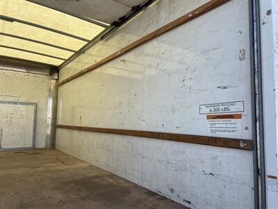 2022 Ford E350 Box Truck  16 Ft - Photo 11 - La Puente, CA 91744