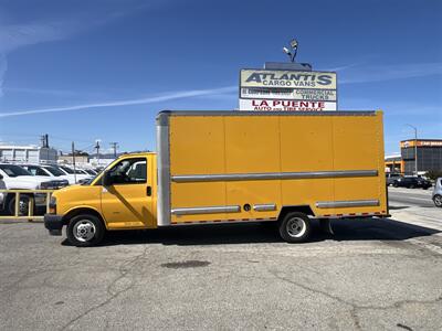 2022 GMC Savana 3500 Box Truck  16 Ft - Photo 2 - La Puente, CA 91744