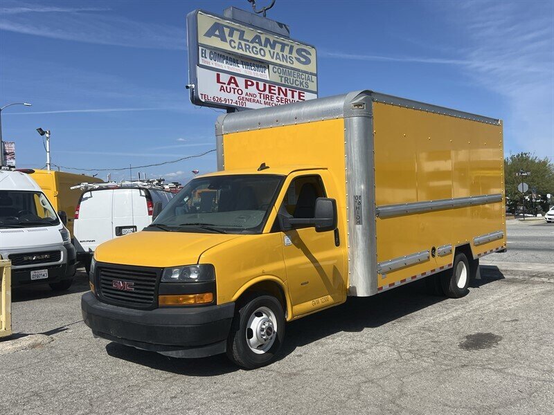 2022 GMC Savana 3500 Box Truck  16 Ft