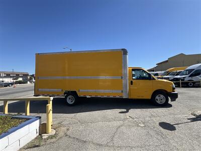2022 GMC Savana 3500 Box Truck  16 Ft - Photo 4 - La Puente, CA 91744