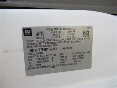 2017 GMC Savana 2500 Reefer Cargo Van   - Photo 18 - La Puente, CA 91744