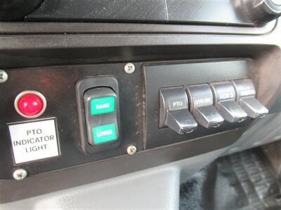 2018 Ford F750 Chipper Dump  12 Ft - Photo 24 - La Puente, CA 91744