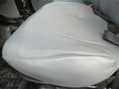 2018 Ford F750 Chipper Dump  12 Ft - Photo 17 - La Puente, CA 91744