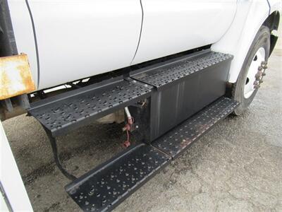 2018 Ford F750 Chipper Dump  12 Ft - Photo 13 - La Puente, CA 91744