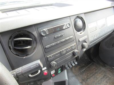 2019 Ford F750 Chipper Dump  12 Ft - Photo 17 - La Puente, CA 91744