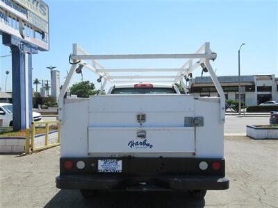 2016 Chevrolet Silverado 2500 Utility Truck   - Photo 3 - La Puente, CA 91744