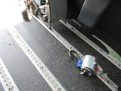 2017 Ford Transit 150 Wheelchair Van  Medium Roof 130 WB - Photo 19 - La Puente, CA 91744