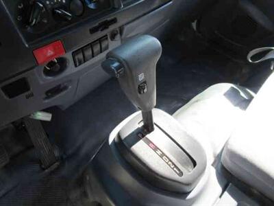 2019 Isuzu NPR XD   - Photo 18 - La Puente, CA 91744