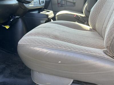 2021 Chevrolet Express 2500  Extended - Photo 18 - La Puente, CA 91744